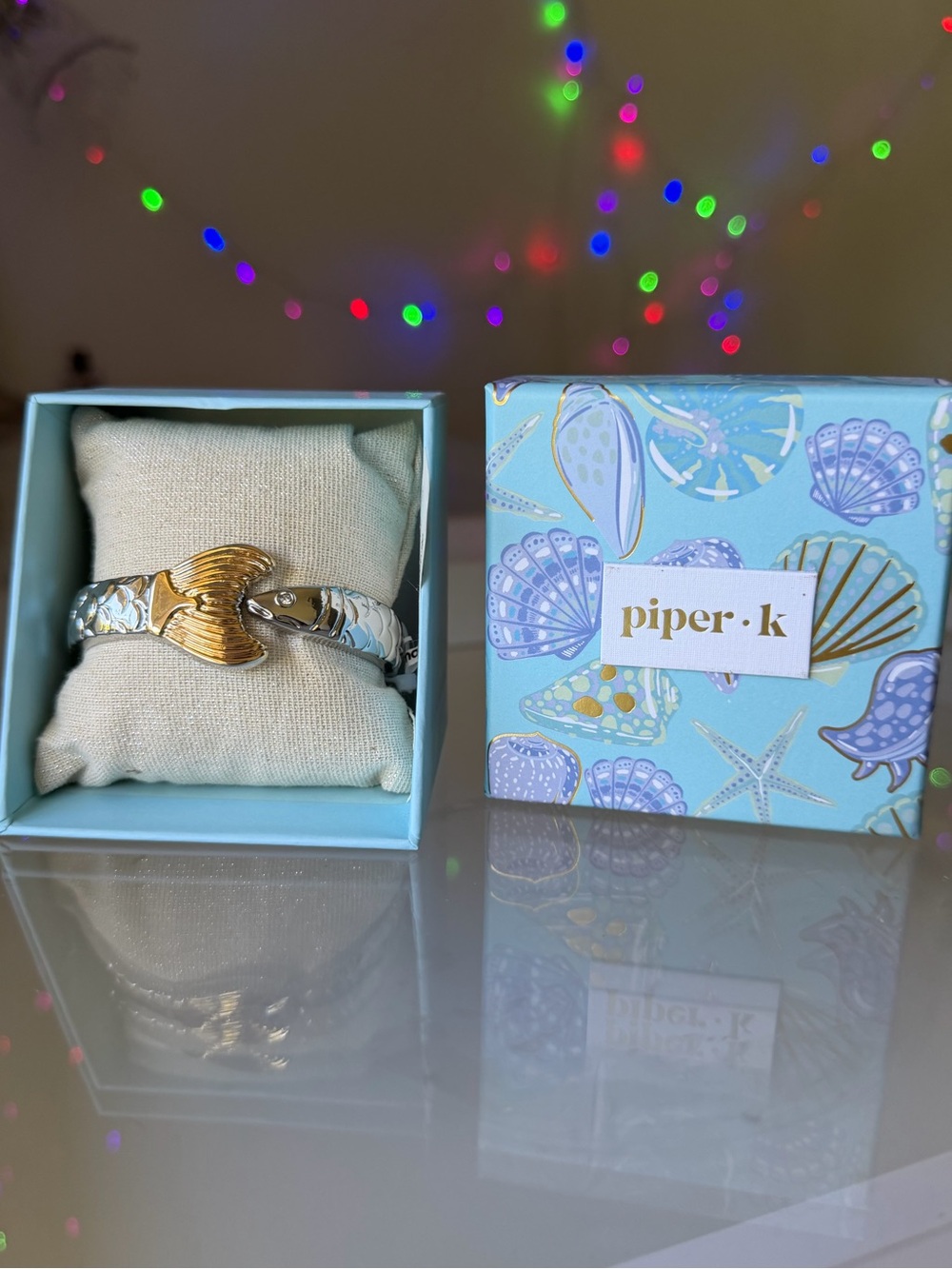 Piper K Two-Tone Fish Tail Sardine Coastal sea life bangle Bracelet Silver Gold - Picture 2 of 7